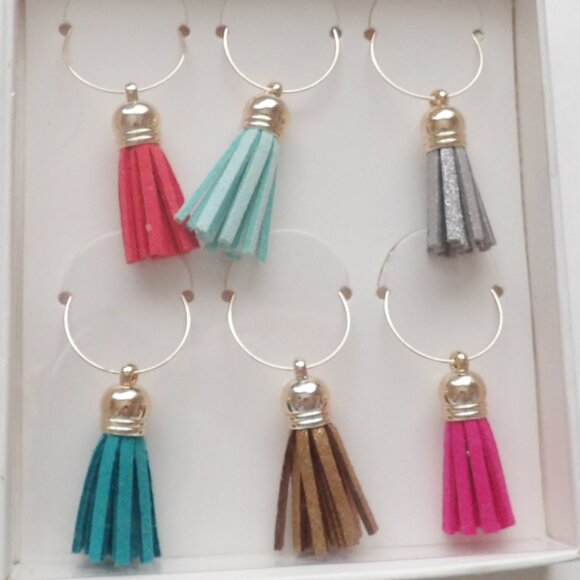 Tassel Wine Charm Set Boxed Set of 6 New - Picture 2 of 5
